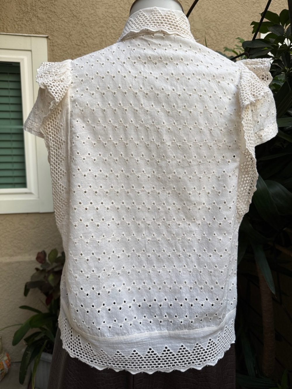 Vintage Cream Eyelet Lace Cotton Button-Front Top - Picture 8 of 12